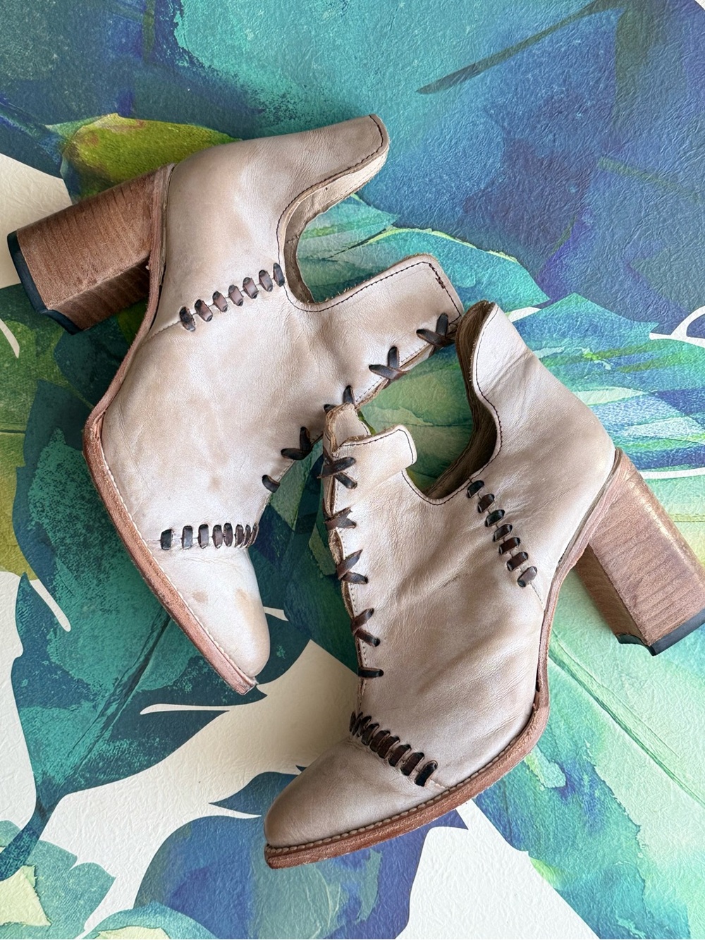 FREEBIRD Leather Cutout Block Heel Ankle Shoes WESTERN BOOTIES BOHO